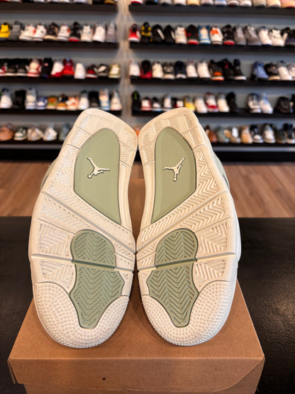 Jordan 4 Seafoam Size 7.5 (9W) Pre-Owned (No Box)