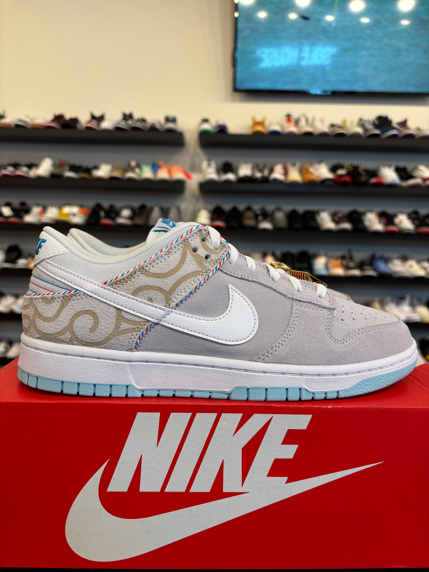 Nike Dunk Low Barber Shop Grey Size 9 Brand New