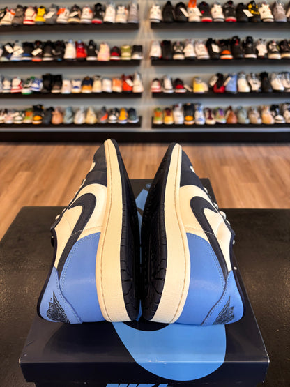 Jordan 1 Low Obsidian Size 10.5 Pre-Owned