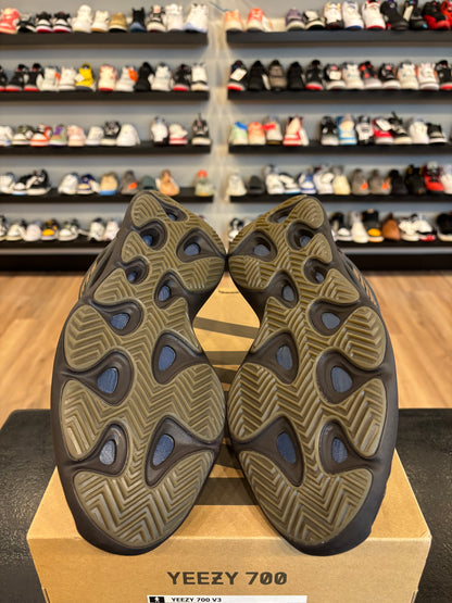 Yeezy 700 Clay Brown Size 10 Pre-Owned