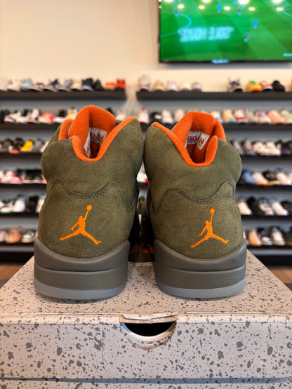 Jordan 5 Olive Size 9.5 Pre-Owned