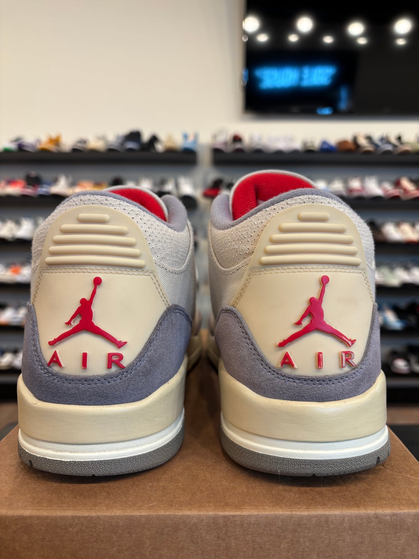 Jordan 3 Mulin Size 11 Pre-Owned (No Box)