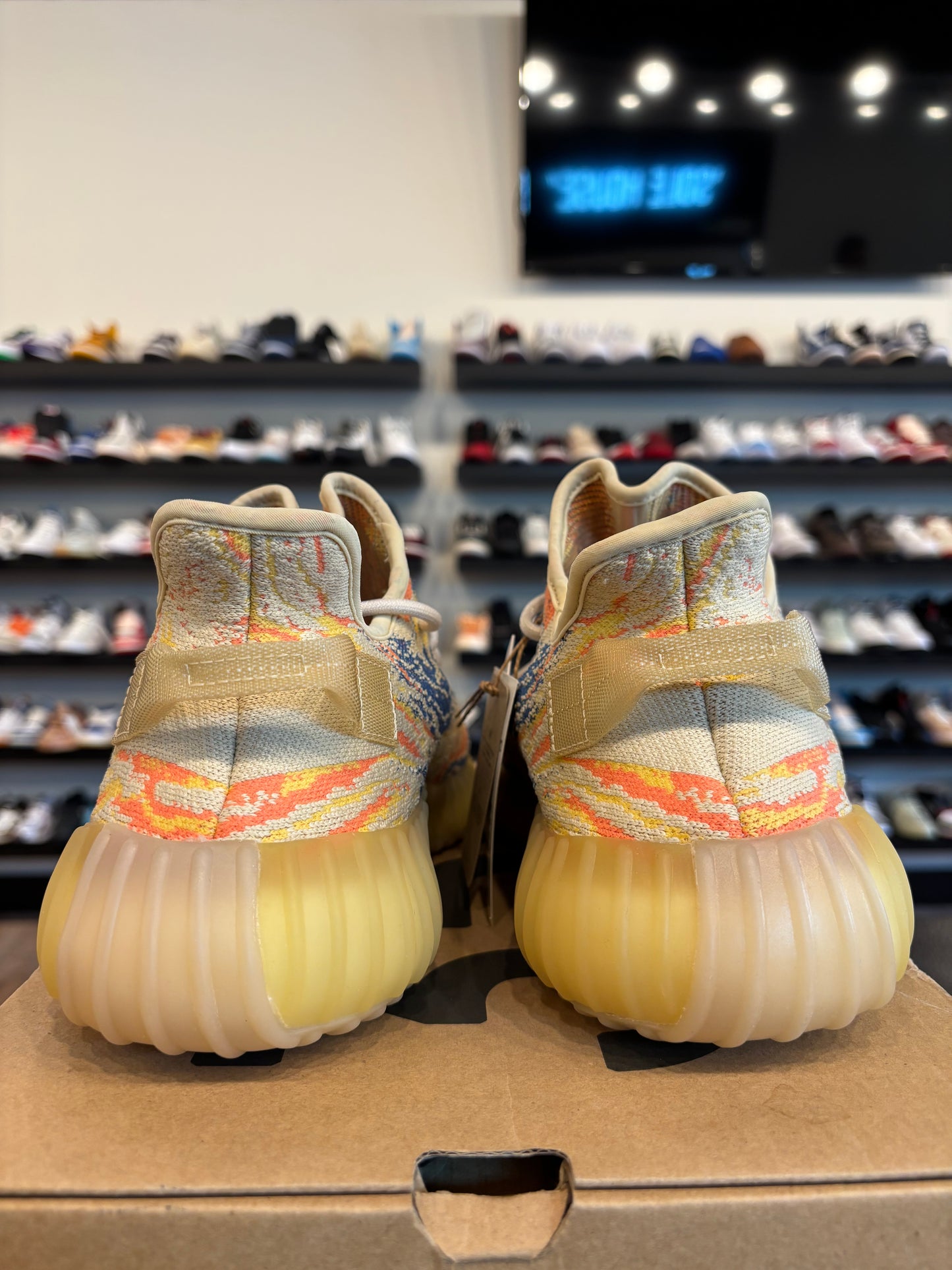 Yeezy 350 V2 MX Oat Size 10.5 Brand New