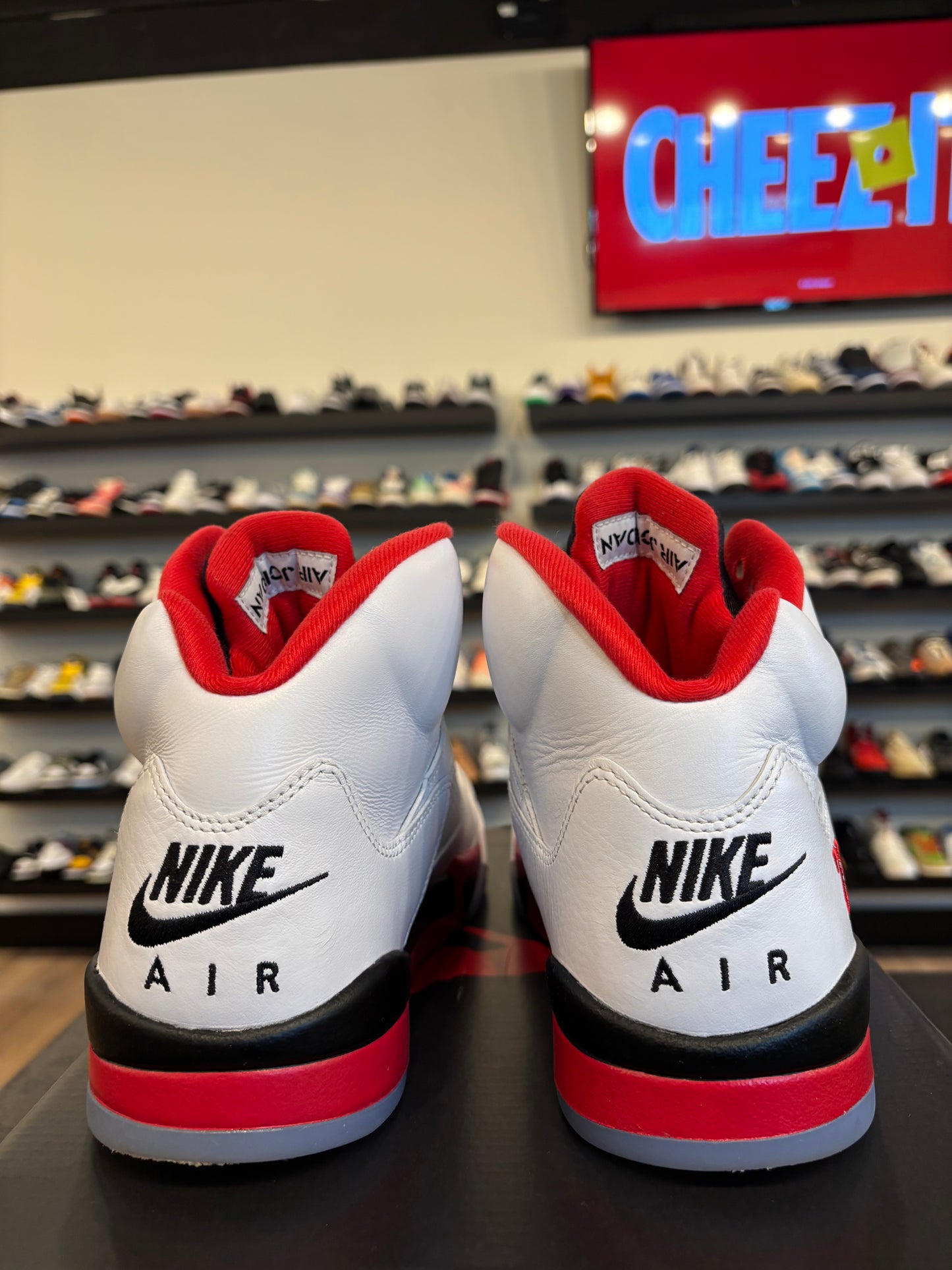 Jordan 5 Fire Red 2025 Size 11.5 Pre-Owned