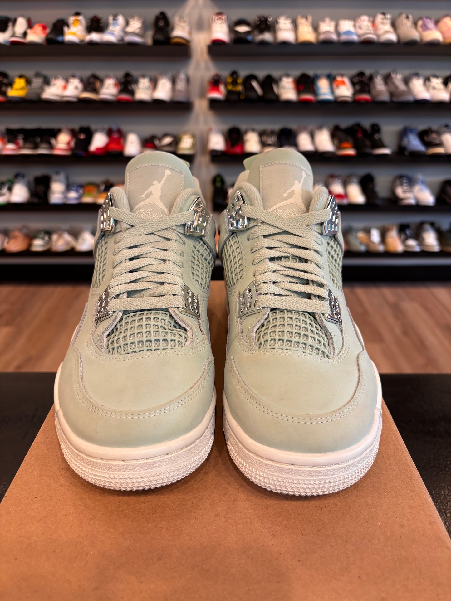 Jordan 4 Seafoam Size 7.5 (9W) Pre-Owned (No Box)