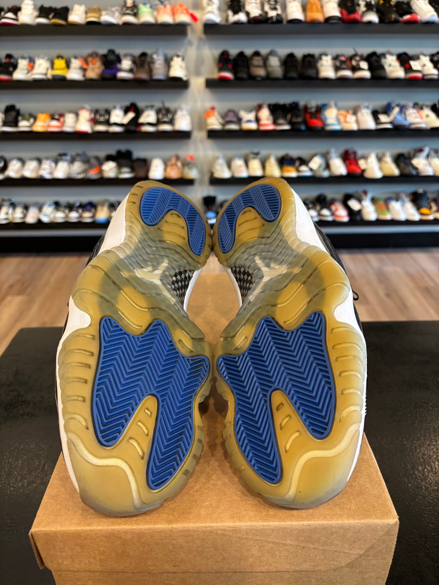 Jordan 11 Low Space Jam Size 9 Pre-Owned (No Box)