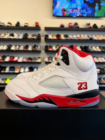 Jordan 5 Fire Red 2025 Size 8 Pre-Owned