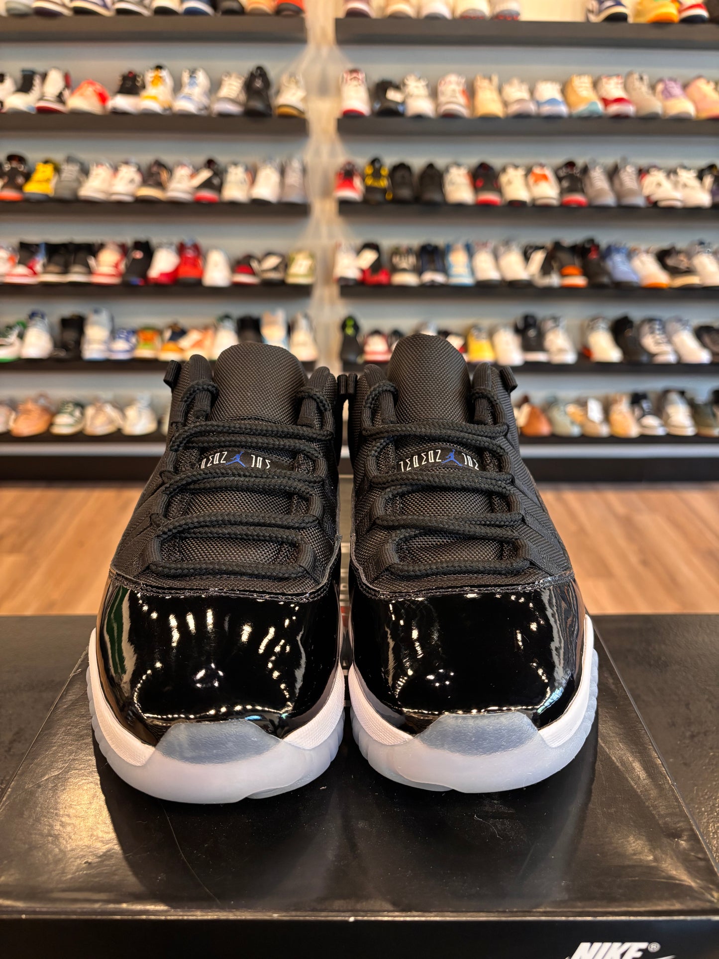 Jordan 11 Low Space Jam Size 9 Pre-Owned