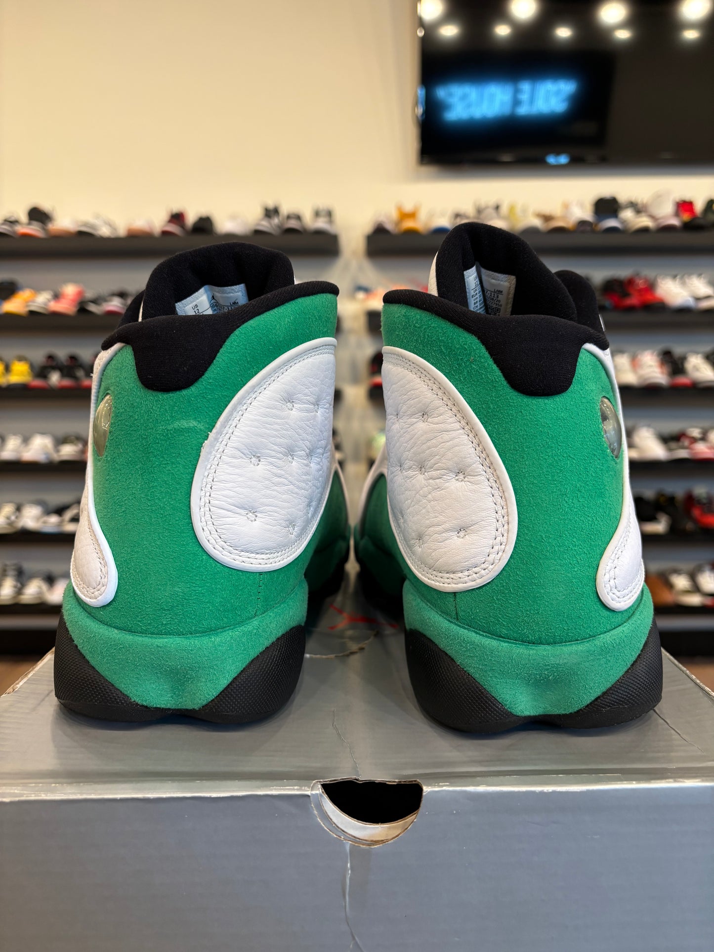 Jordan 13 Lucky Green Size 12 Pre-Owned