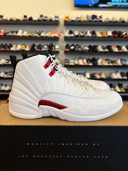 Jordan 12 Twist Size 9 Pre-Owned