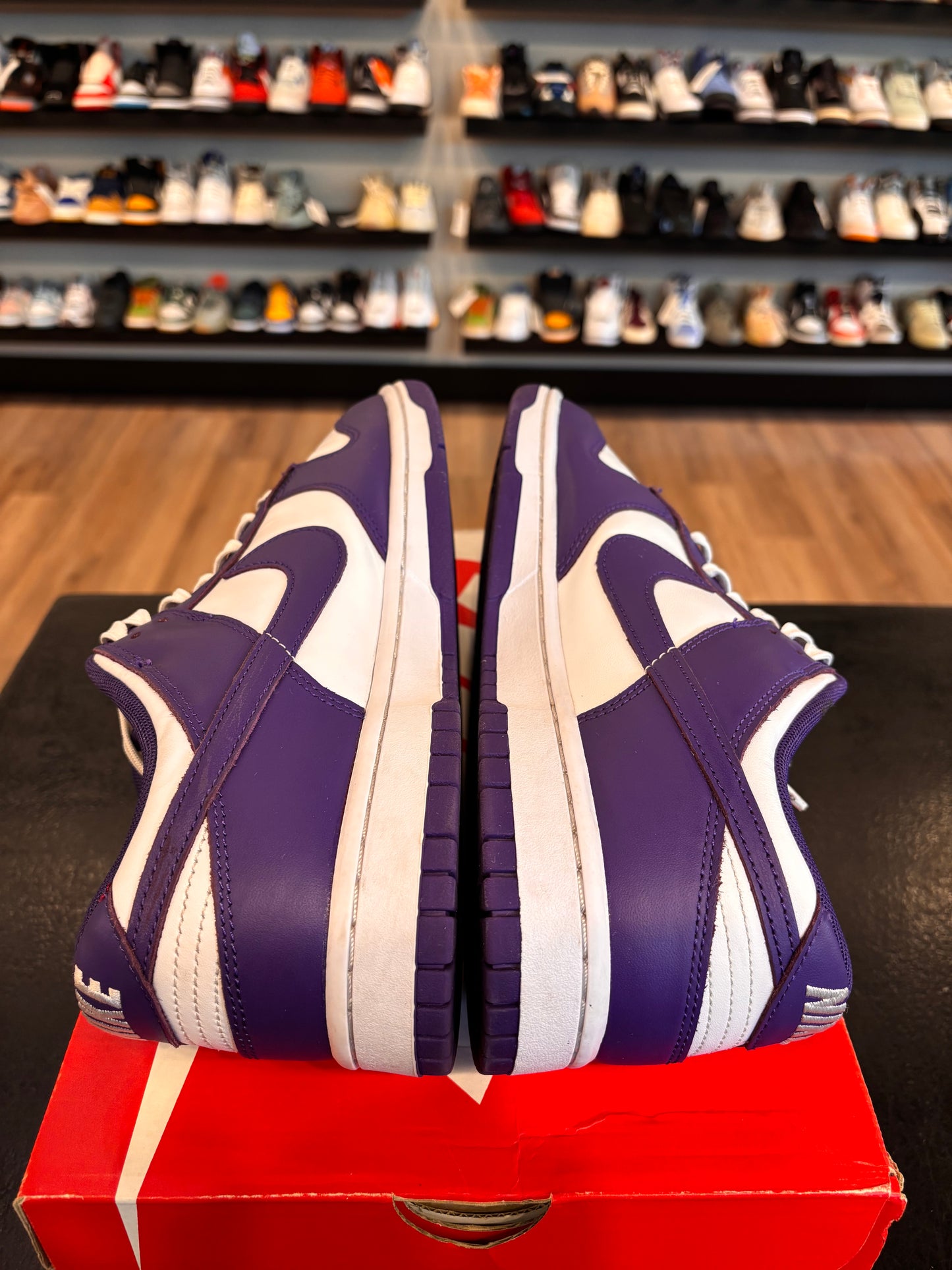 Nike Dunk Low Court Purple Size 11.5 Pre-Owned