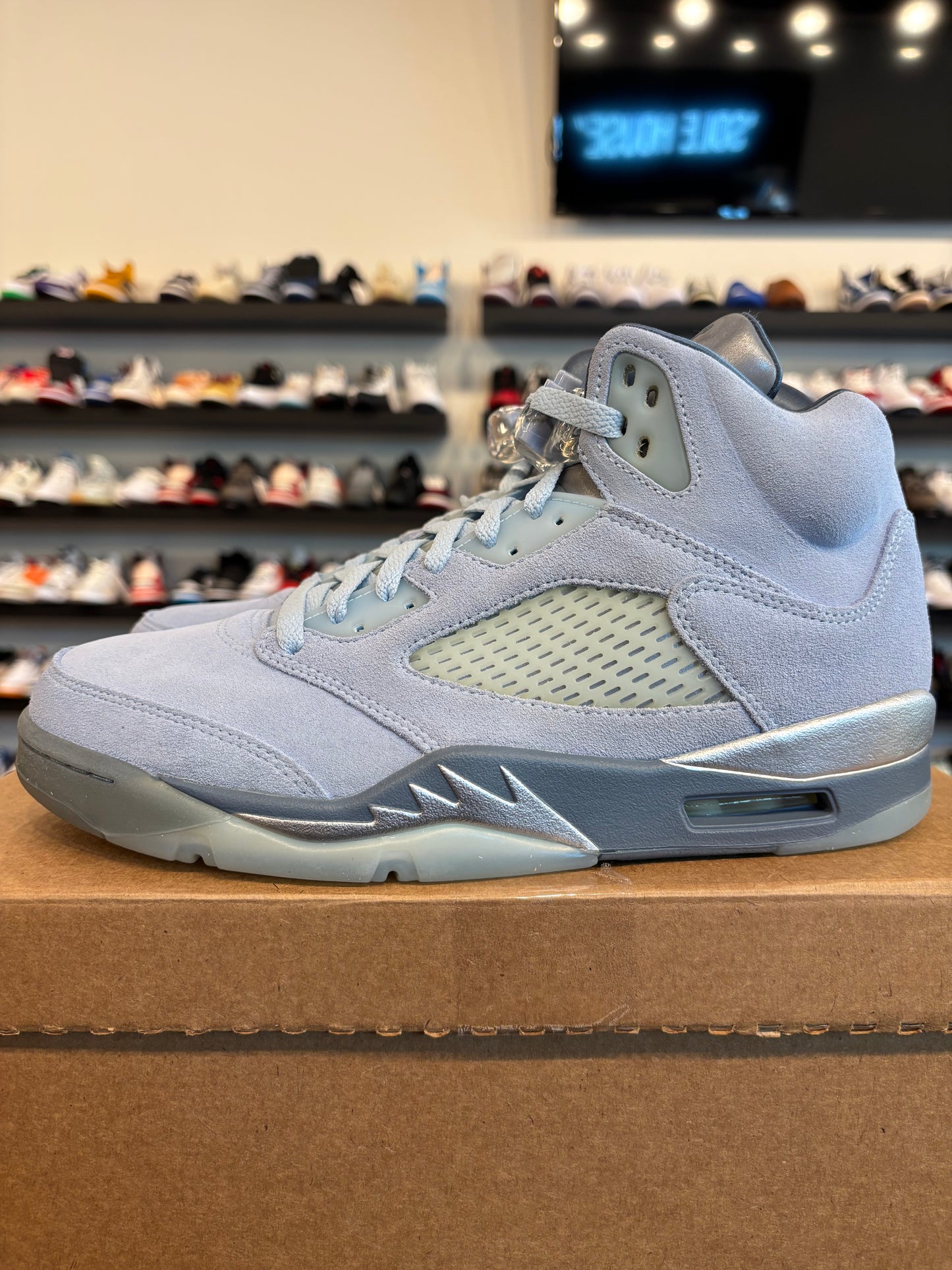 Jordan 5 Bluebird Size 9 (10.5W) Brand New (No Box)