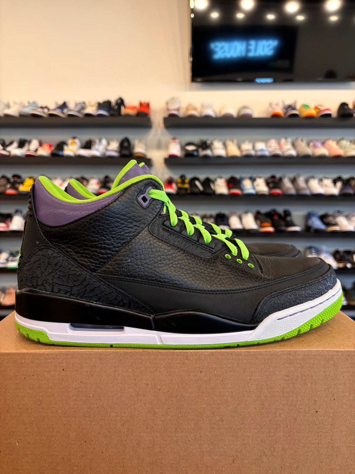 Jordan 3 Joker 2013 Size 11.5 Pre-Owned (No Box)