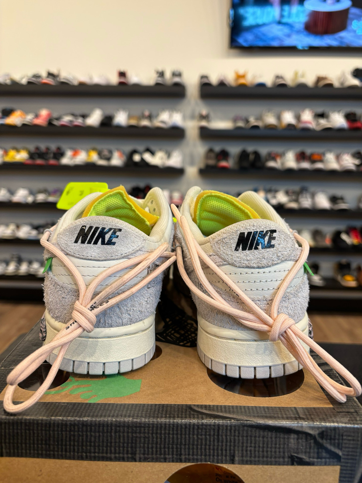 Nike Dunk Low Off-White Lot 12 Size 7 (8.5W) Pre-Owned