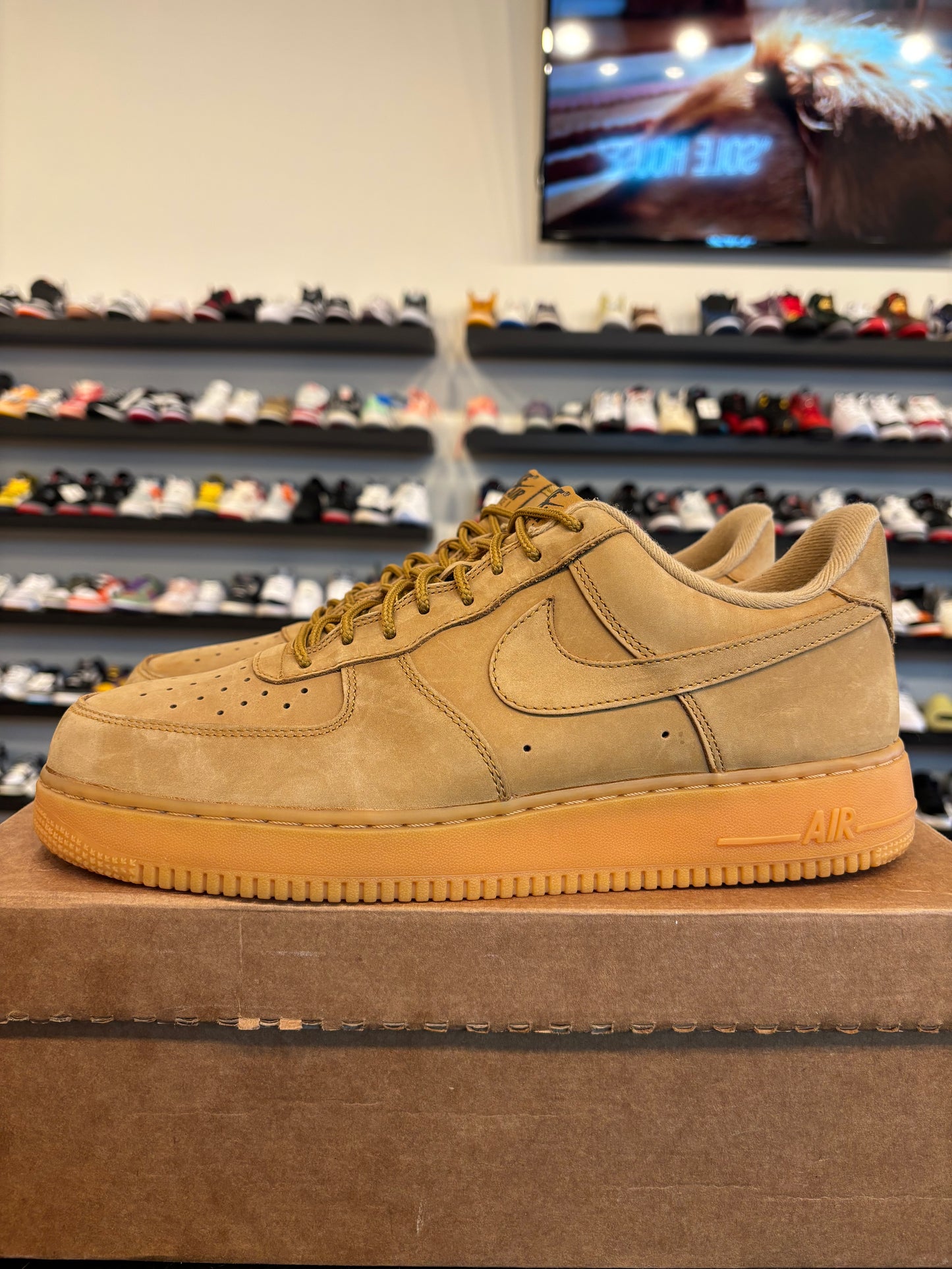 Nike Air Force 1 Low Flax Size 11.5 Pre-Owned (No Box)