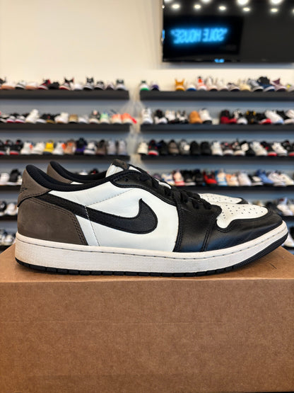 Jordan 1 Low Mocha Size 12 Pre-Owned (No Box)