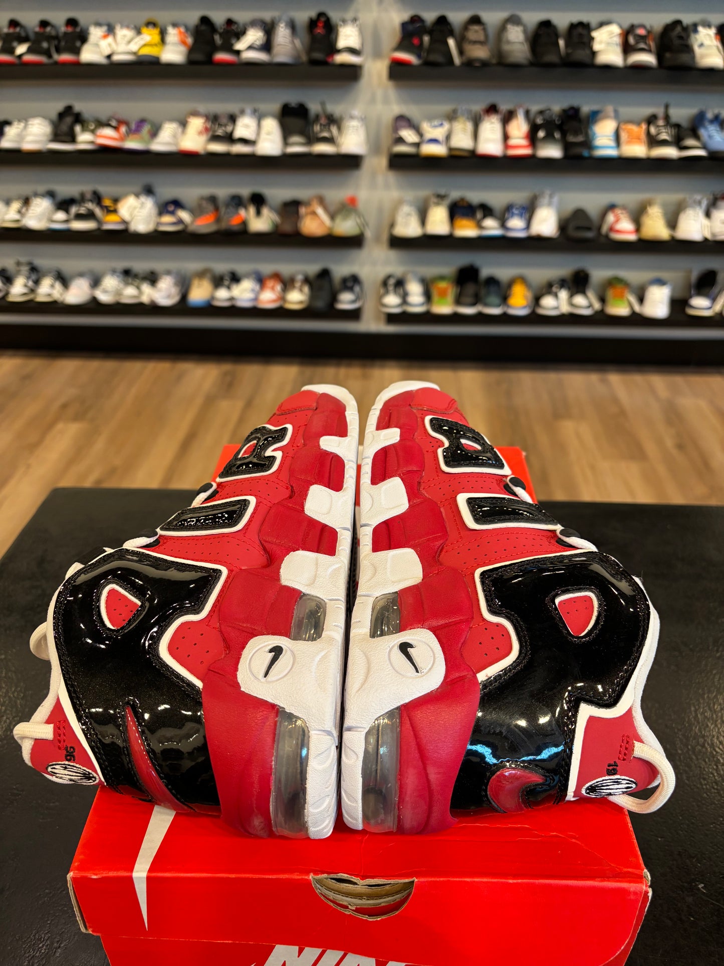 Nike Uptempo Bulls Hoops Pack Size 7Y (8.5W) Brand New