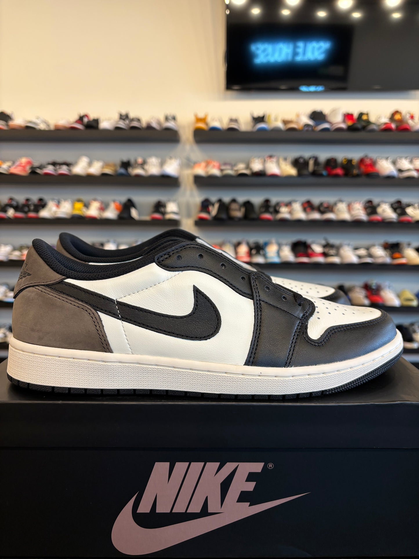 Jordan 1 Low Mocha Size 12 Brand New