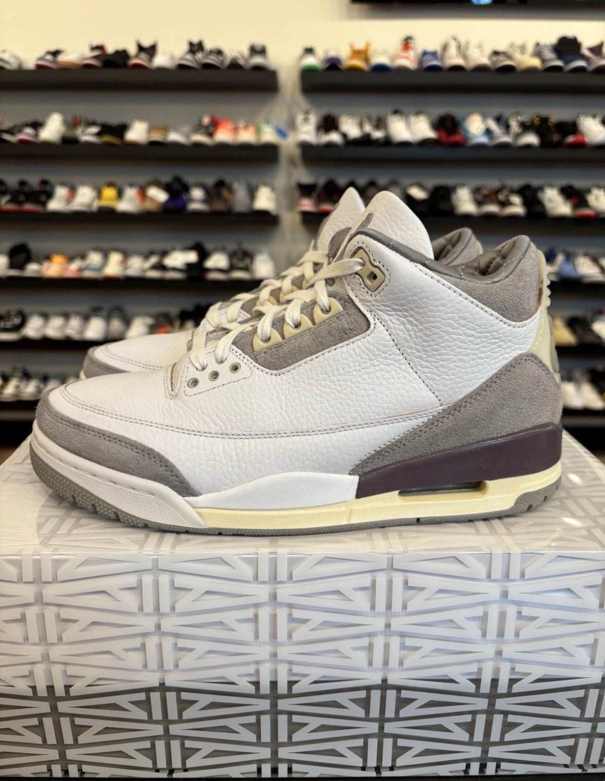 Jordan 3 A Ma Maniere White Size 7.5 (9W) Pre-Owned