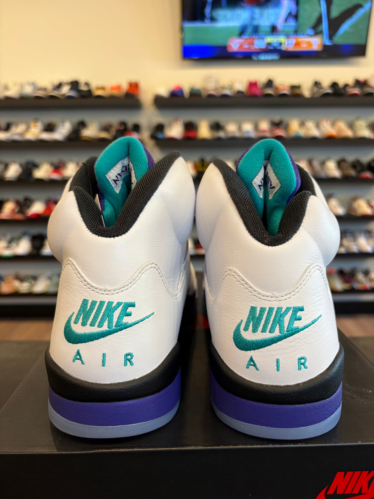 Jordan 5 Grape 2025 Size 10.5 Brand New