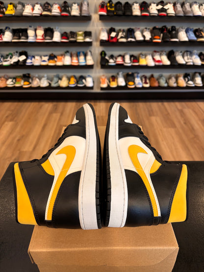 Jordan 1 Mid White Pollen Black Size 9.5 Brand New (No Box)