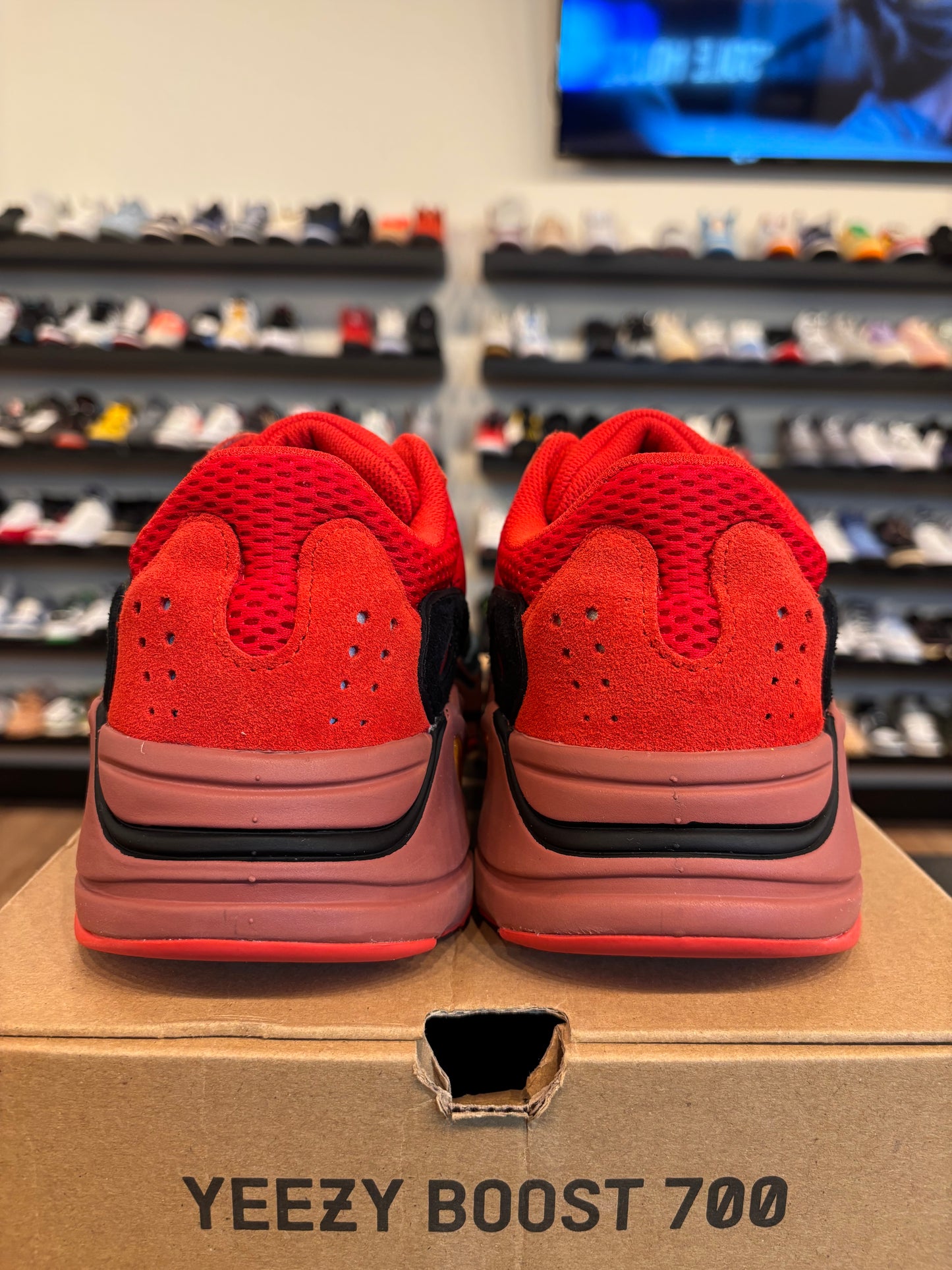 Yeezy 700 Hi-Res Red Size 9 Pre-Owned