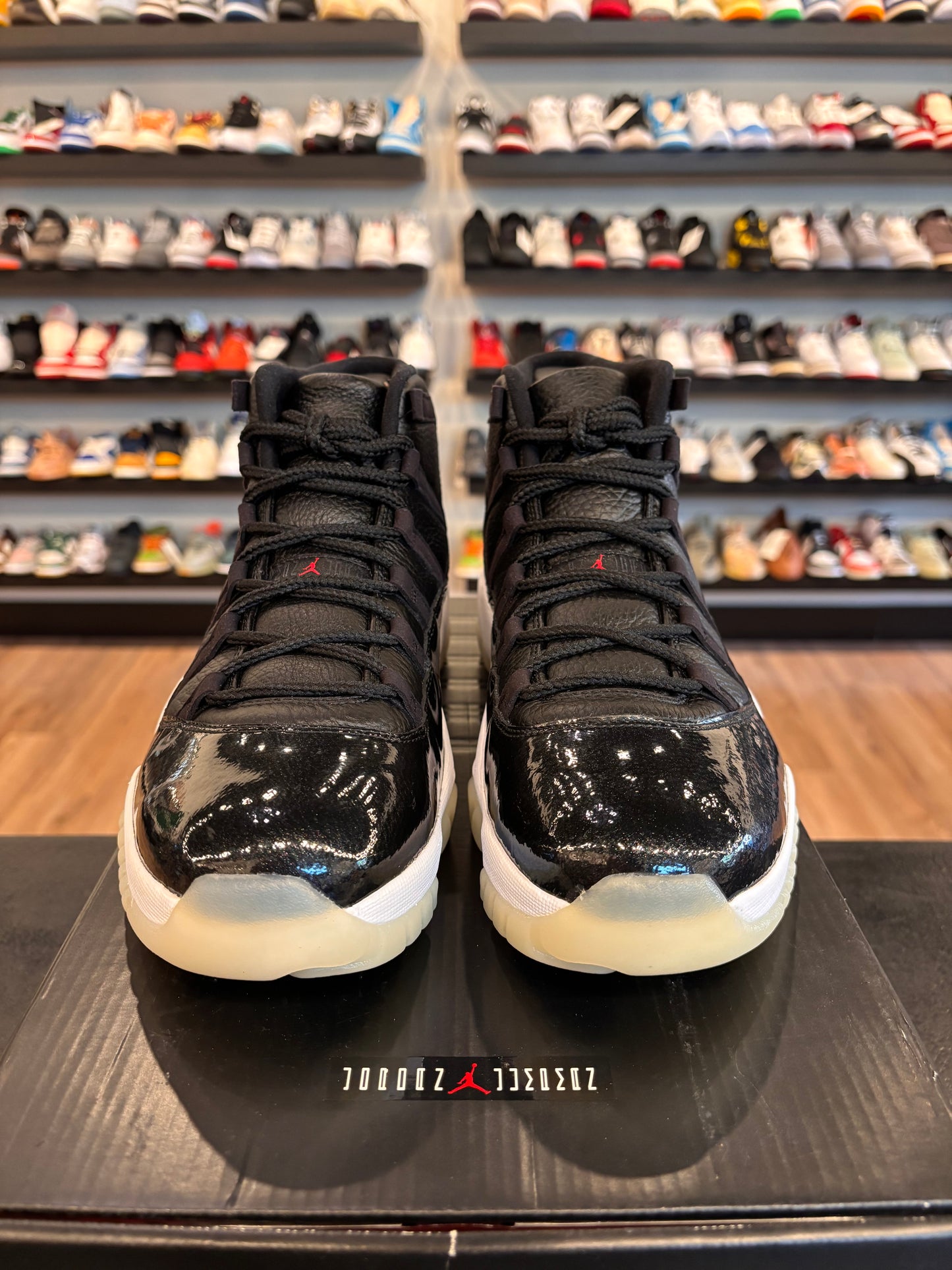 Jordan 11 72-10 Size 10 Brand New