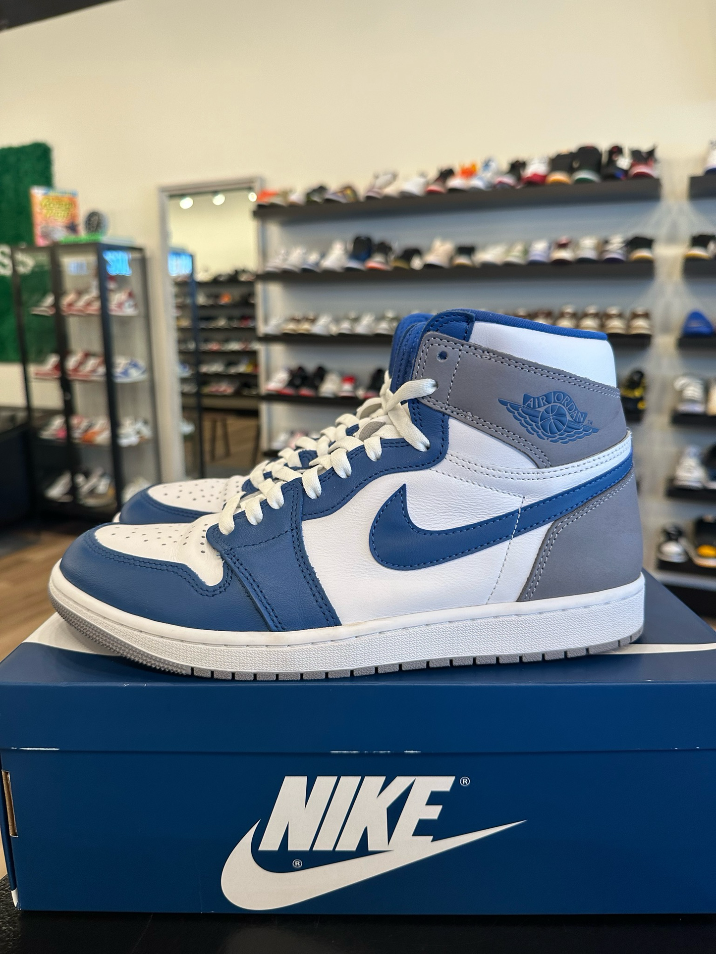 Jordan 1 True Blue Size 10.5 Pre-Owned