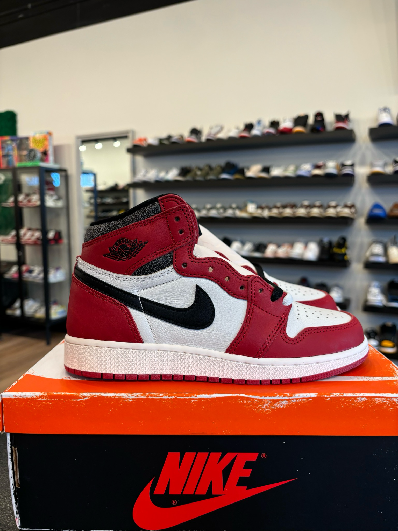 Jordan 1 Lost and Found Size 5.5Y Brand New