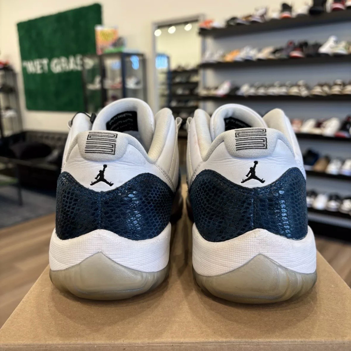 Jordan 11 Low Blue Snake Skin Size 10 Pre-Owned (No Box)