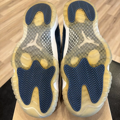 Jordan 11 Low Blue Snake Skin Size 10 Pre-Owned (No Box)