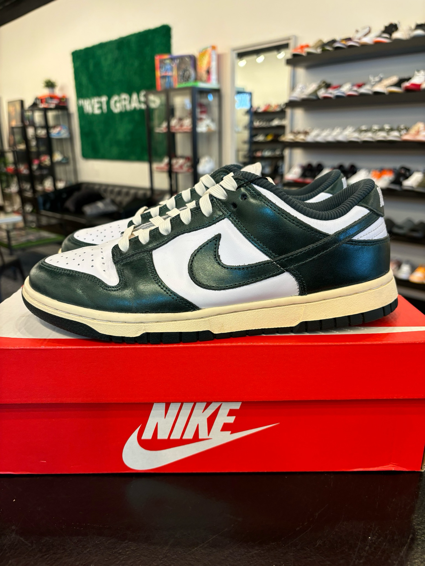 Nike Dunk Low Vintage Green Size 8 (9.5W) Pre-Owned