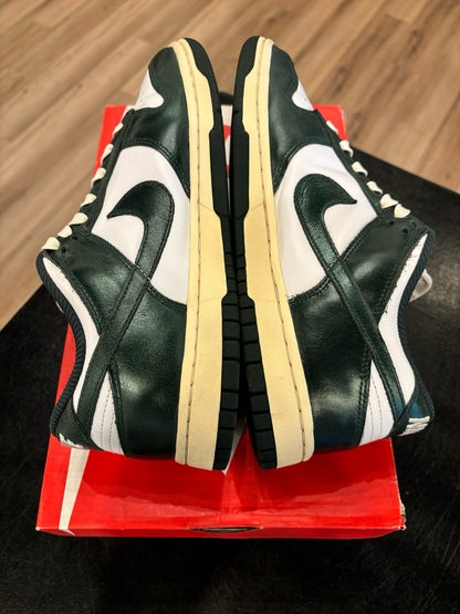 Nike Dunk Low Vintage Green Size 8 (9.5W) Pre-Owned