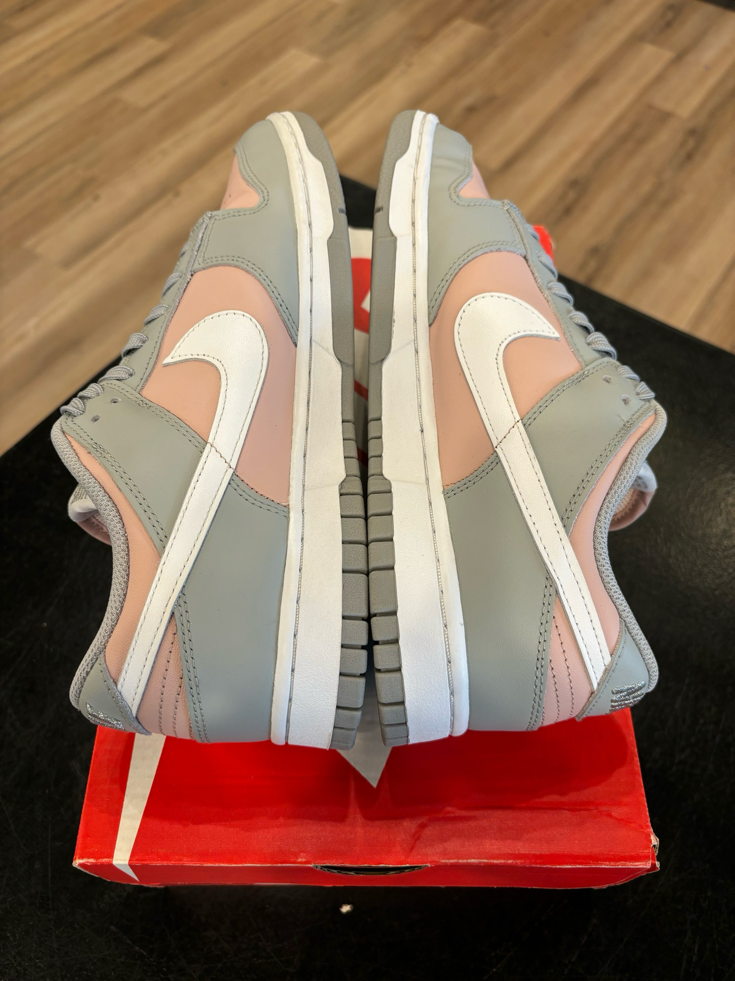 Nike Dunk Low Oxford Size 8.5 (10W) Pre-Owned
