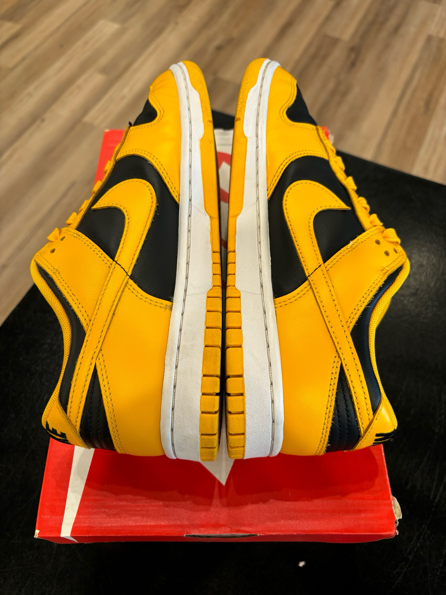 Nike Dunk Low Golden Rod Size 8.5 Pre-Owned