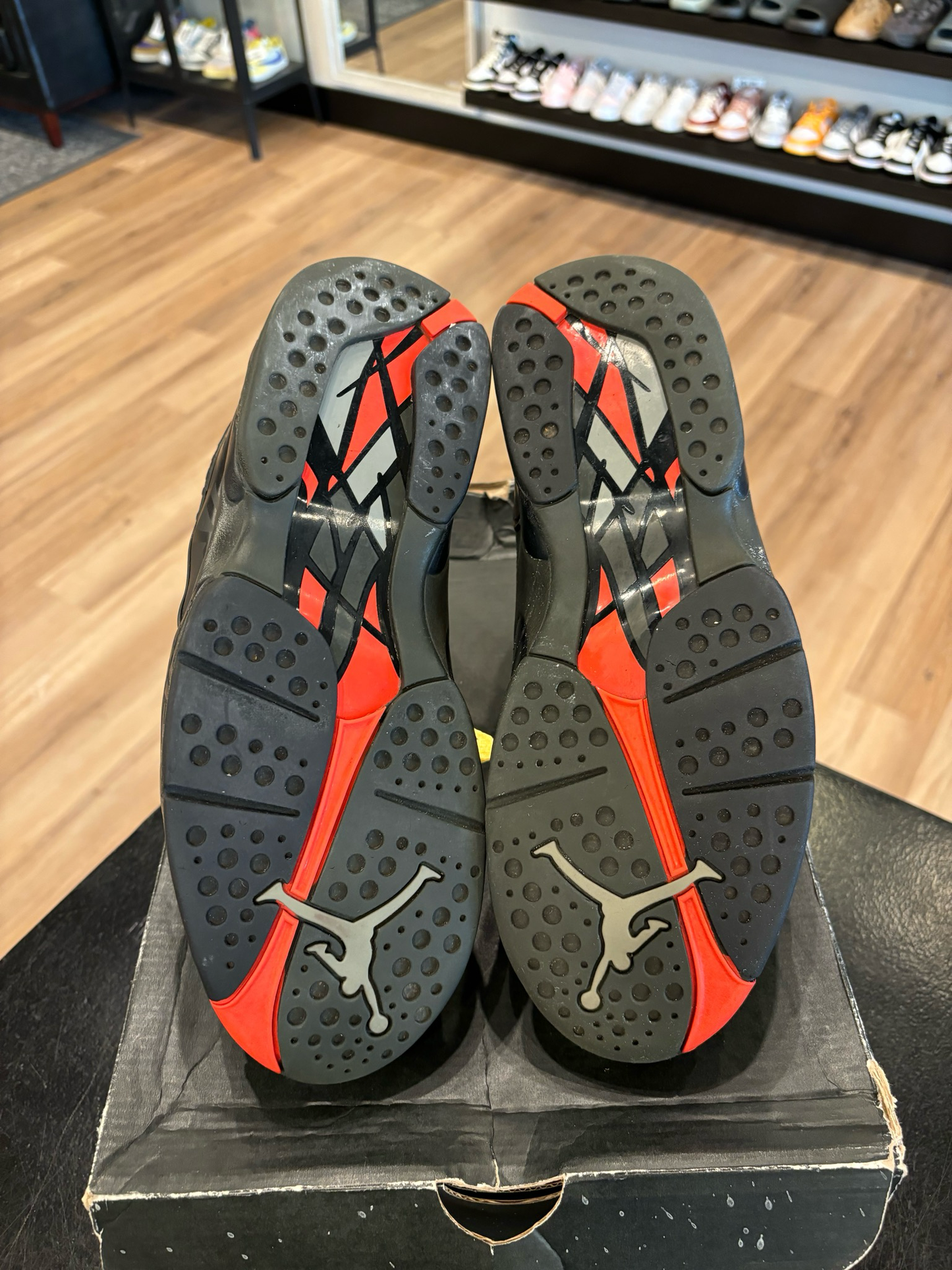 Jordan 8 Take Flight Size 9 Pre-Owned