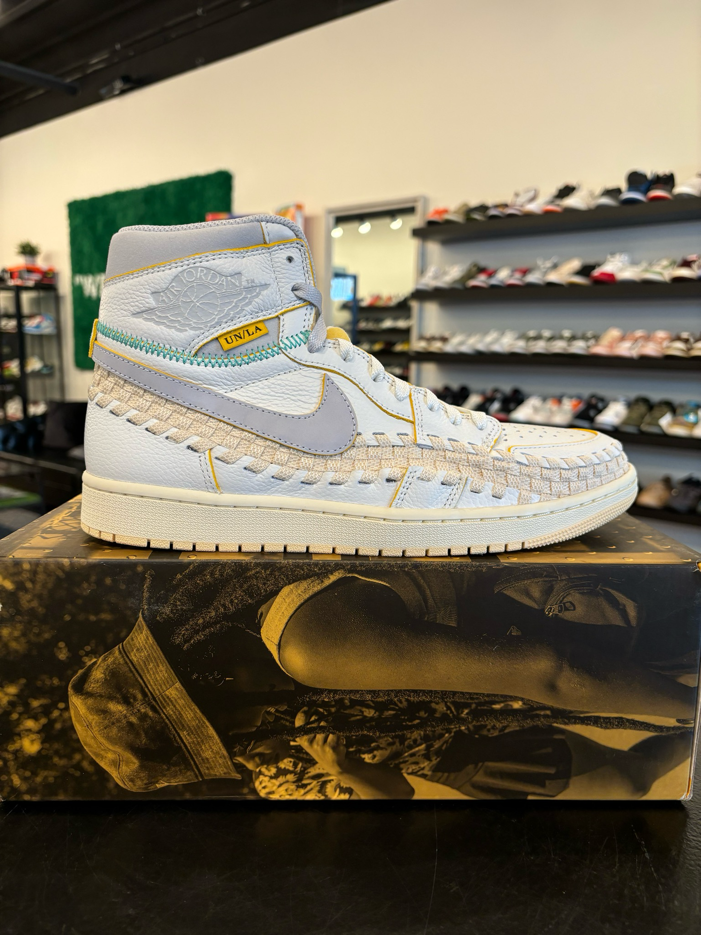 Jordan 1 Union Beauty Supply Size 9.5 Brand New