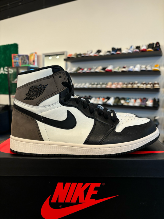 Jordan 1 Mocha Size 11.5 Pre-Owned (B)