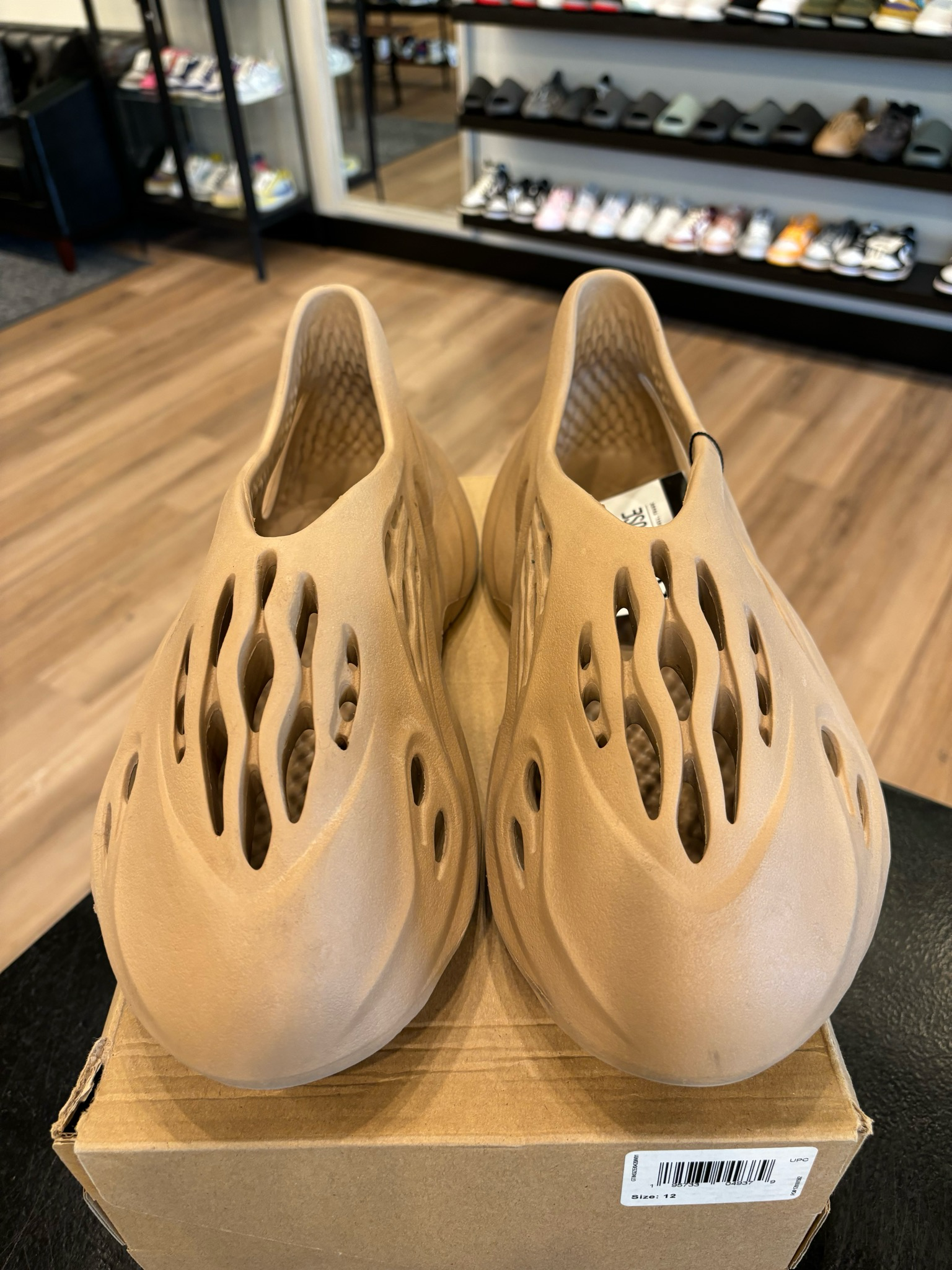 Yeezy Foam Rnnr Ochre Size 12 Pre-Owned
