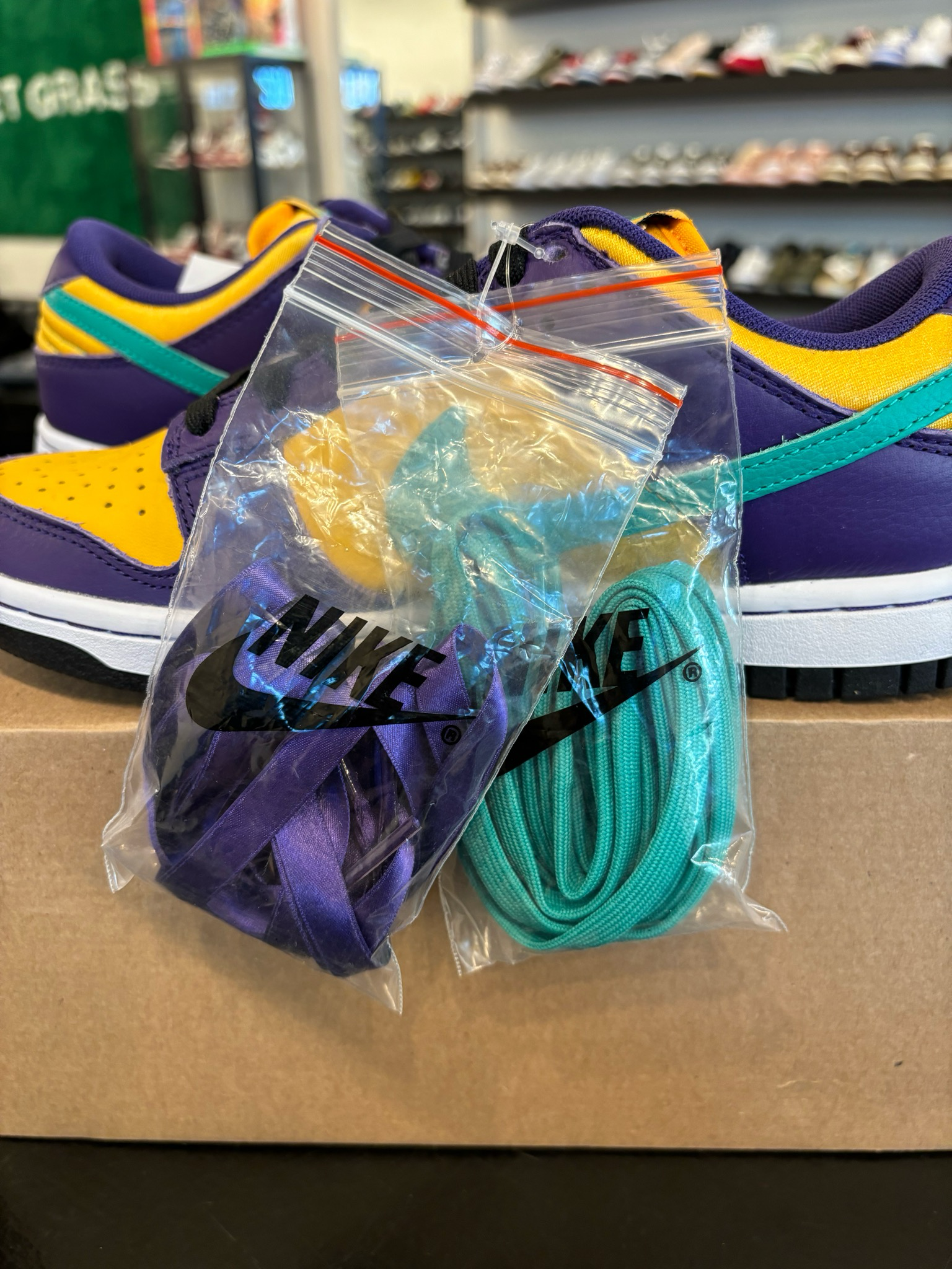 Nike Dunk Low Lisa Leslie Size 5.5Y (7W) Brand New (No Box)