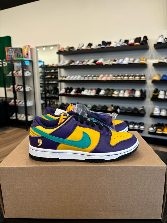 Nike Dunk Low Lisa Leslie Size 5.5Y (7W) Brand New (No Box)