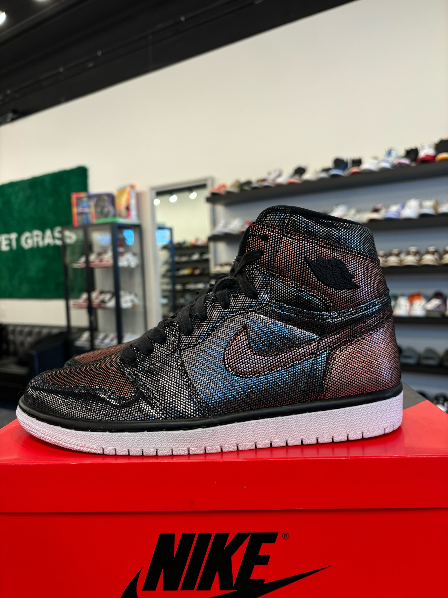 Jordan 1 High Fearless Size 7.5 (9W) Pre-Owned