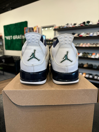 Jordan 4 Legend Blue Size 6Y (7.5W) Pre-Owned (No Box)
