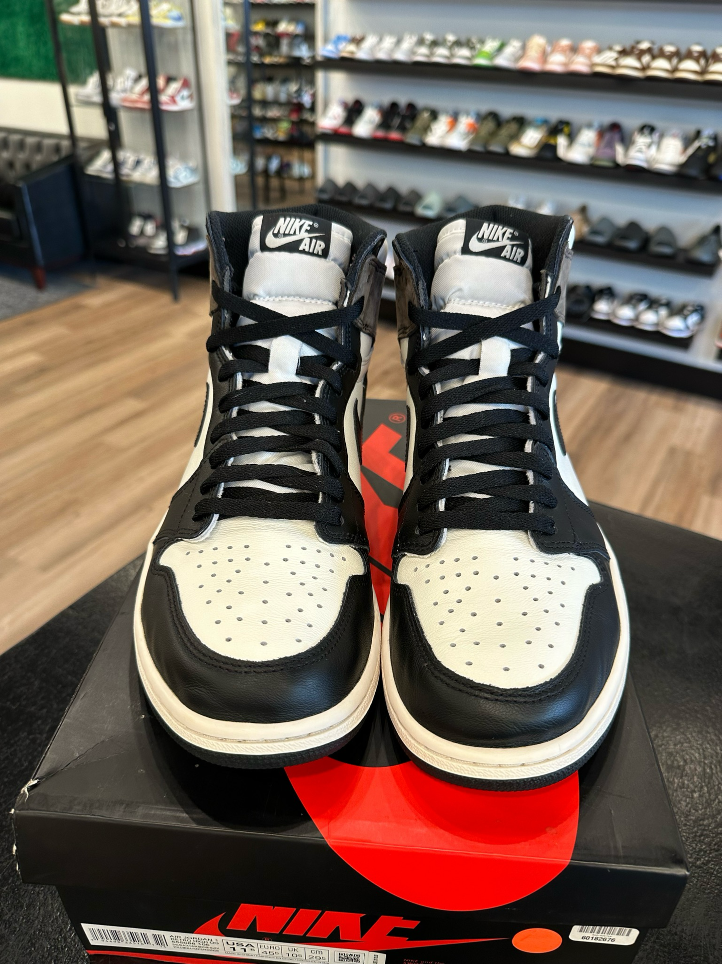 Jordan 1 Mocha Size 11.5 Pre-Owned (C)