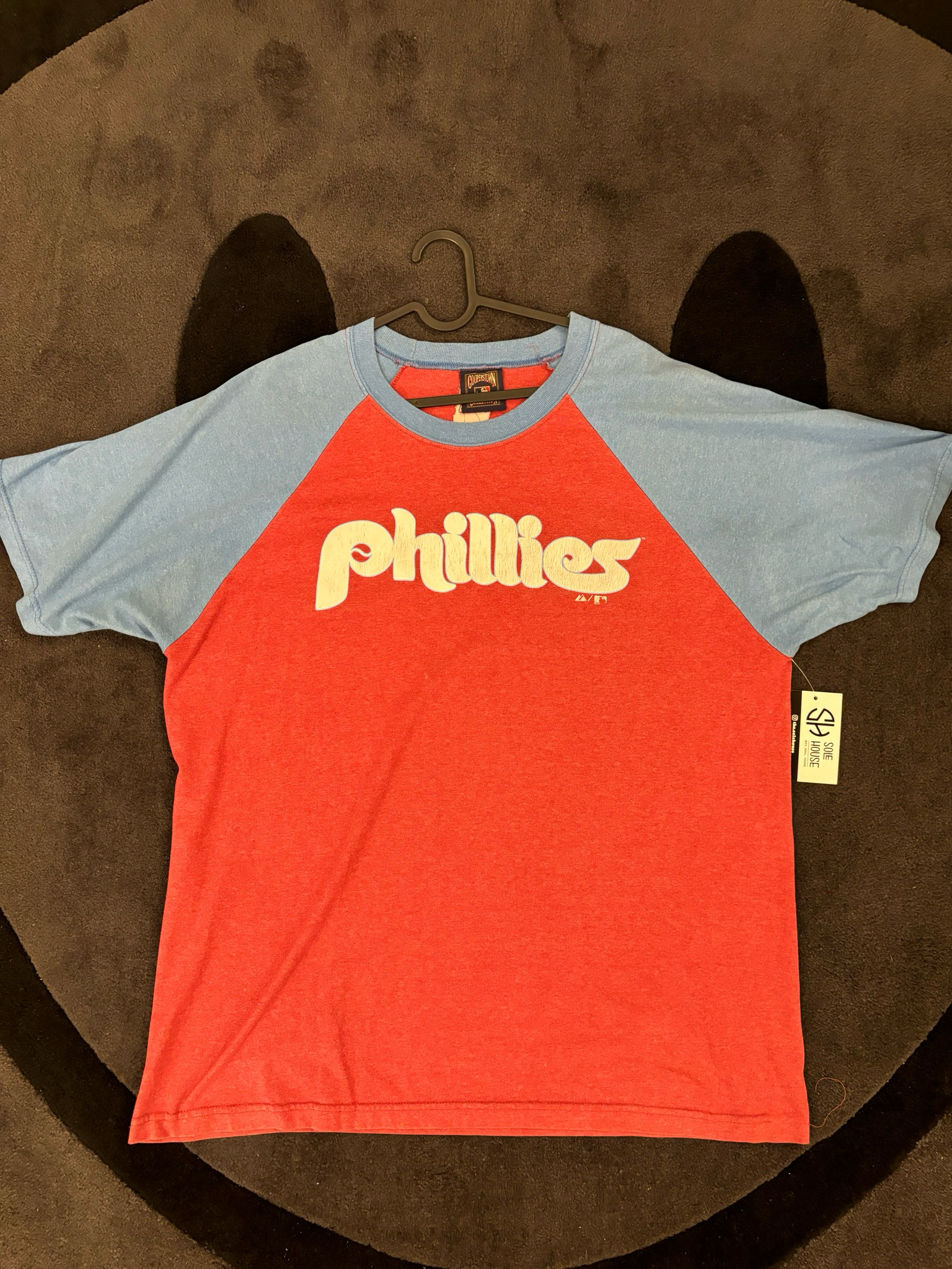 Phillies Two Tone Tee Size XL Vintage