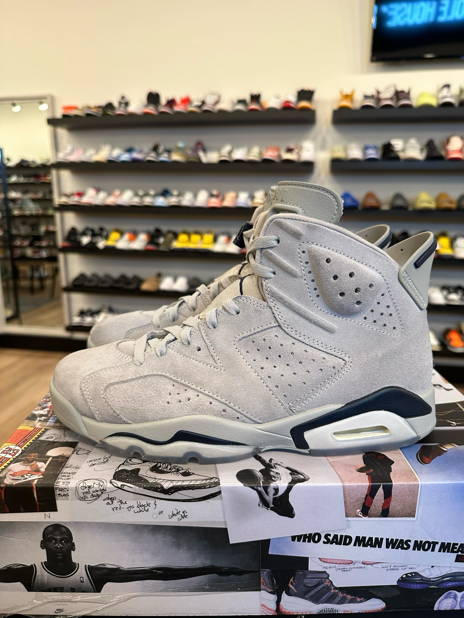 Jordan 6 Georgetown Size 8.5 Pre-Owned