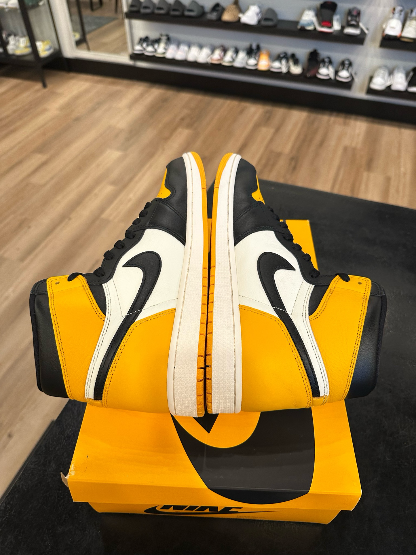 Jordan 1 Taxi Size 11 Pre-Owned