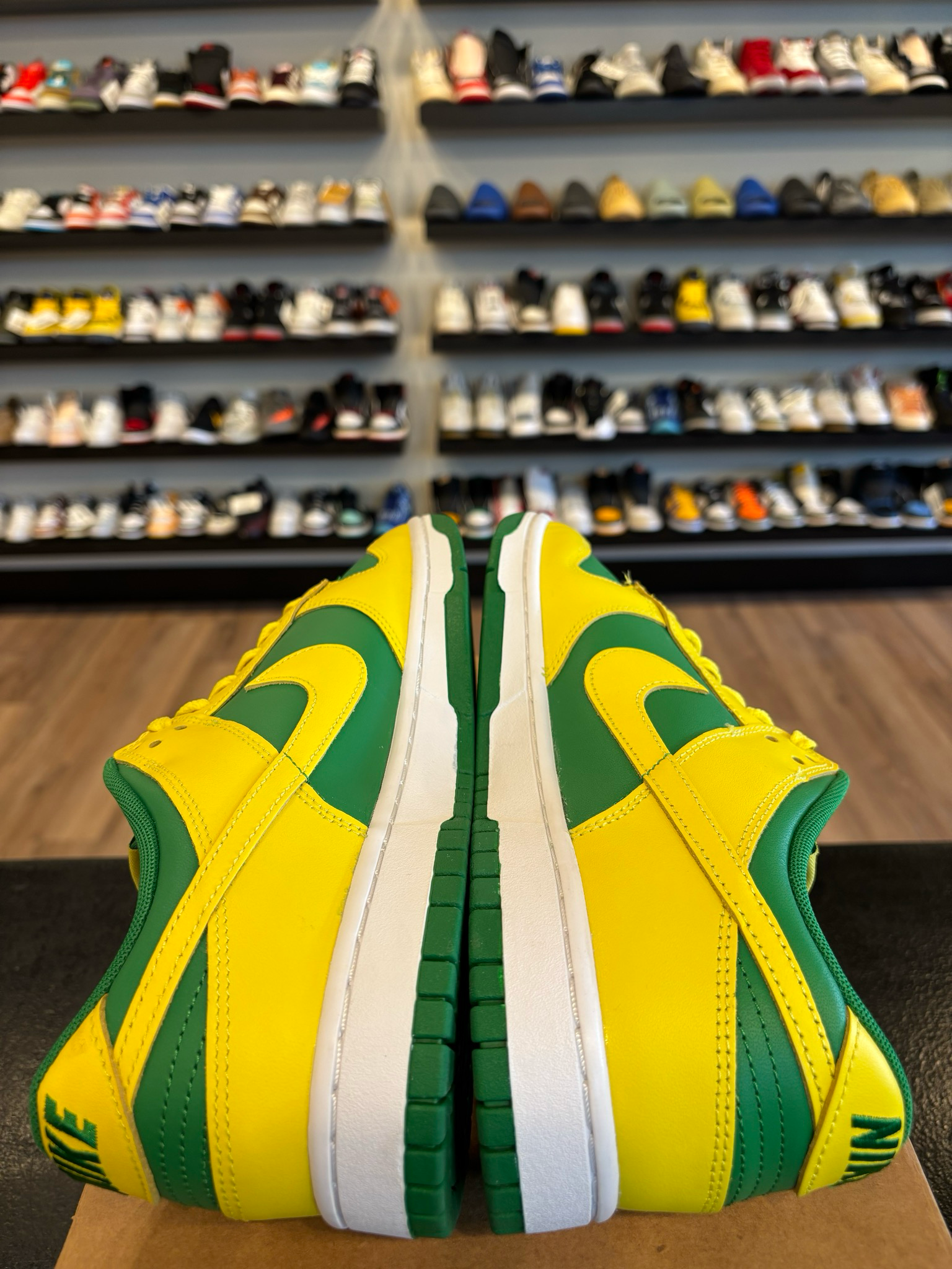 Nike Dunk Low Reverse Brazil Size 11 Pre-Owned (No Box)