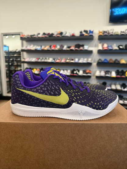 Nike Kobe Mamba Instinct Laker Size 8 Pre-Owned (No Box)