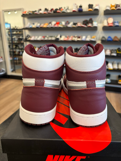 Jordan 1 Bordeaux Size 10.5 Pre-Owned